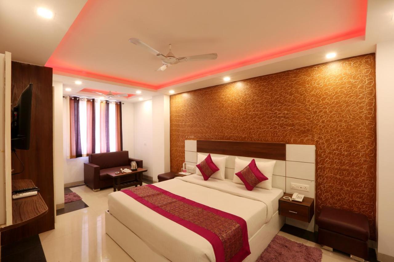 Hotel Square Stay New Delhi Extérieur photo