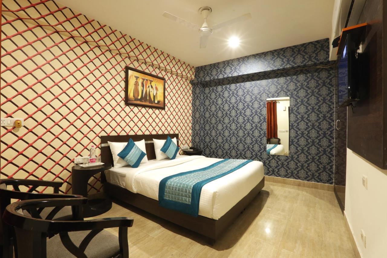 Hotel Square Stay New Delhi Extérieur photo